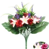 BOUQUET DE BOUTONS DE ROSES LYS ET LAVANDE