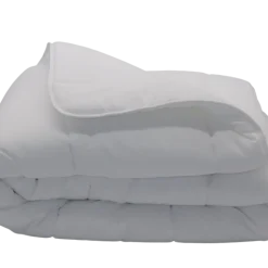COUETTE BLANCHE TOUTES SAISONS 240X260CM 300GR