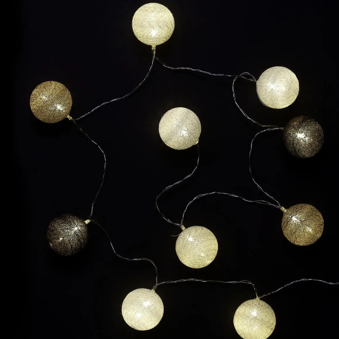GUIRLANDE BOULE MARRON 10 LED D.6CM 1M92