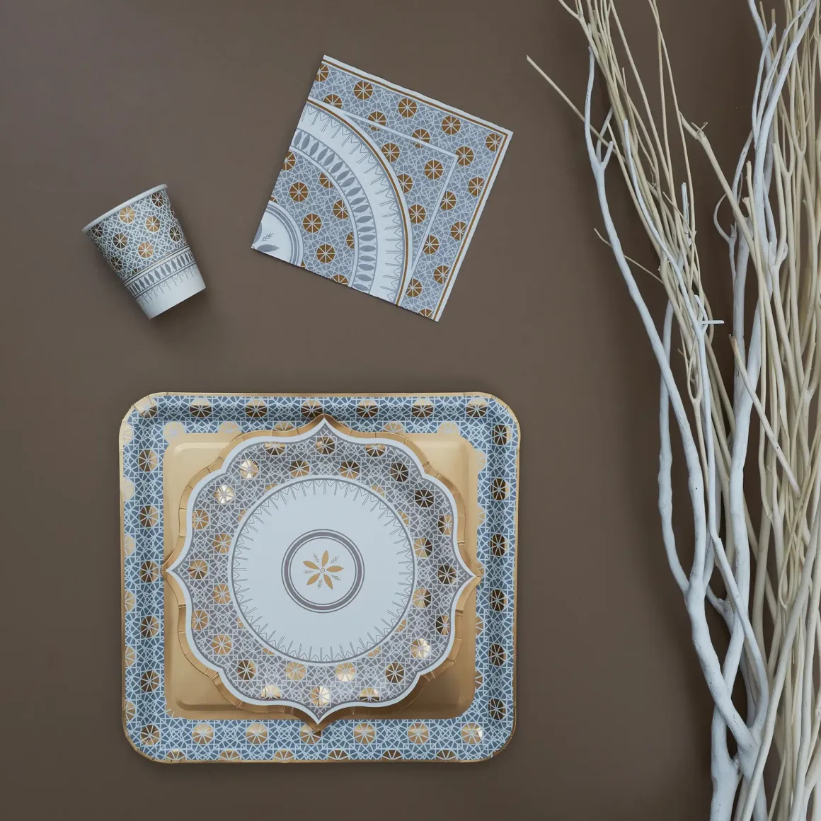 PLATEAU JETABLE MIRAGE 31X33CM