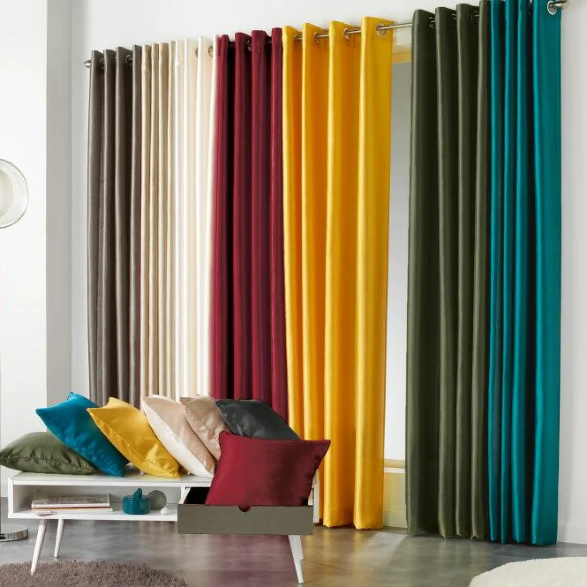 RIDEAU A OEILLETS 140X240CM SHANTUNG UNI SHANA BORDEAUX