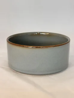 SALADIER GRIS EMPILABLE PORCELAINE EMAIL REACTIF 20CM