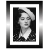 TABLEAU 15X20CM BAGUETTE NOIRE FEMME VINTAGE BERET